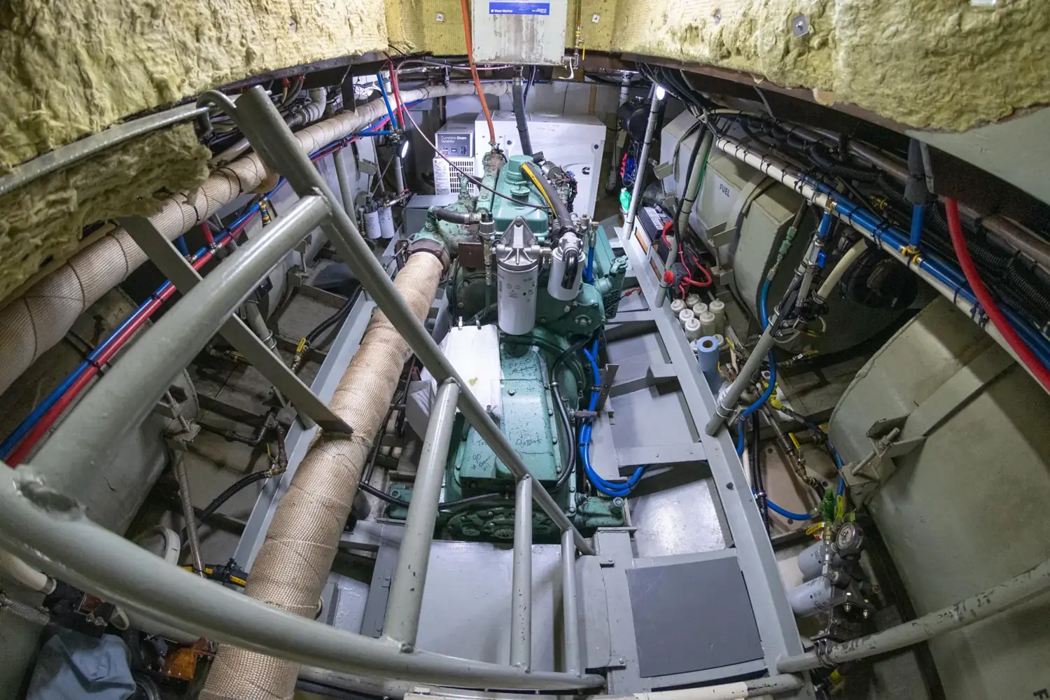 Engine room with Detroit Diesel main engine